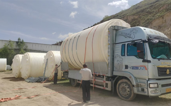 景泰立式运输桶装车中