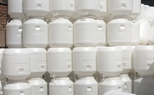 景泰塑料桶耐化学腐蚀性能选择指南