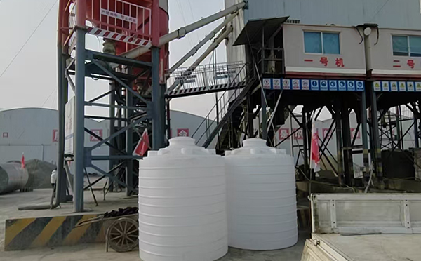 景泰立式运输桶交付案例｜全新PE材质 · 多行业适配 · 批量稳定供应